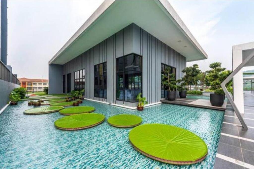 Cozy Mayfair Homestay Puchong Εξωτερικό φωτογραφία