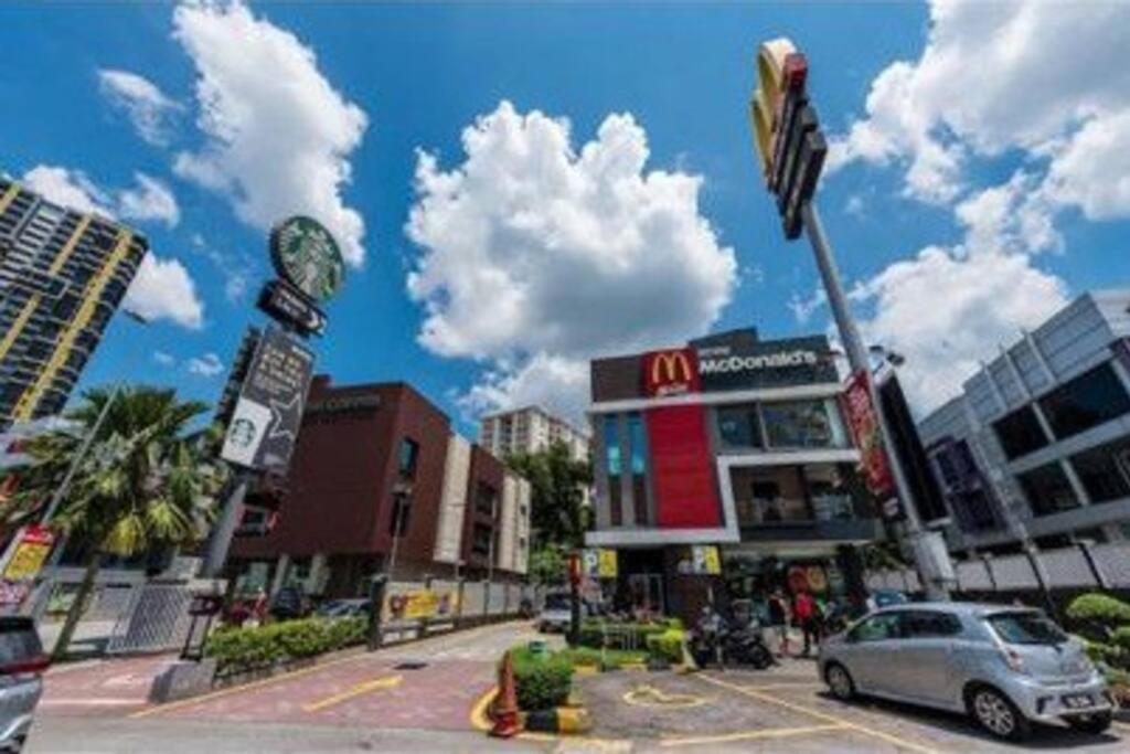 Cozy Mayfair Homestay Puchong Εξωτερικό φωτογραφία